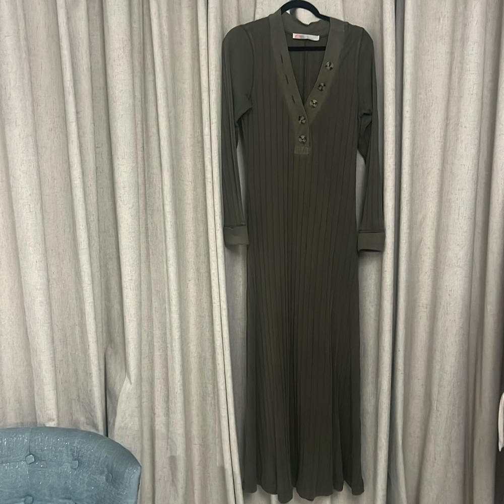 Free people dress, long sleeve olive green large